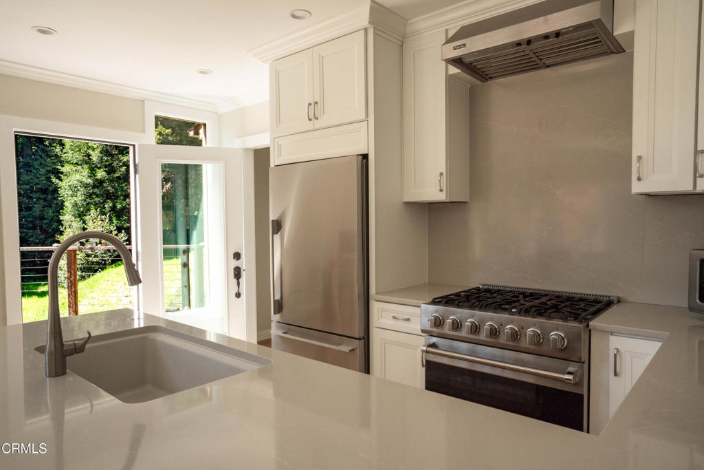 29701 Navarro Ridge Road Albion, CA 95410 - Photo 10 of 32 kitchen