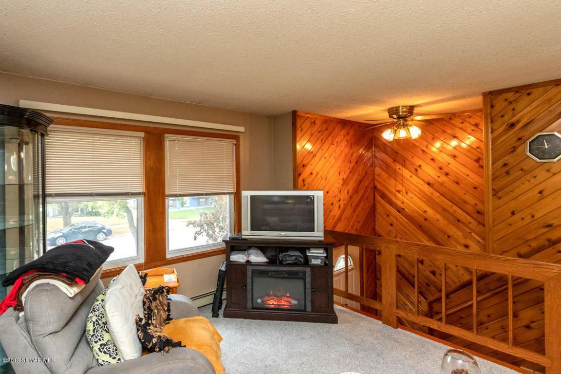 924 19th Street Southeast Rochester, MN 55904 - Photo 4 of 22 Gallery Image 4