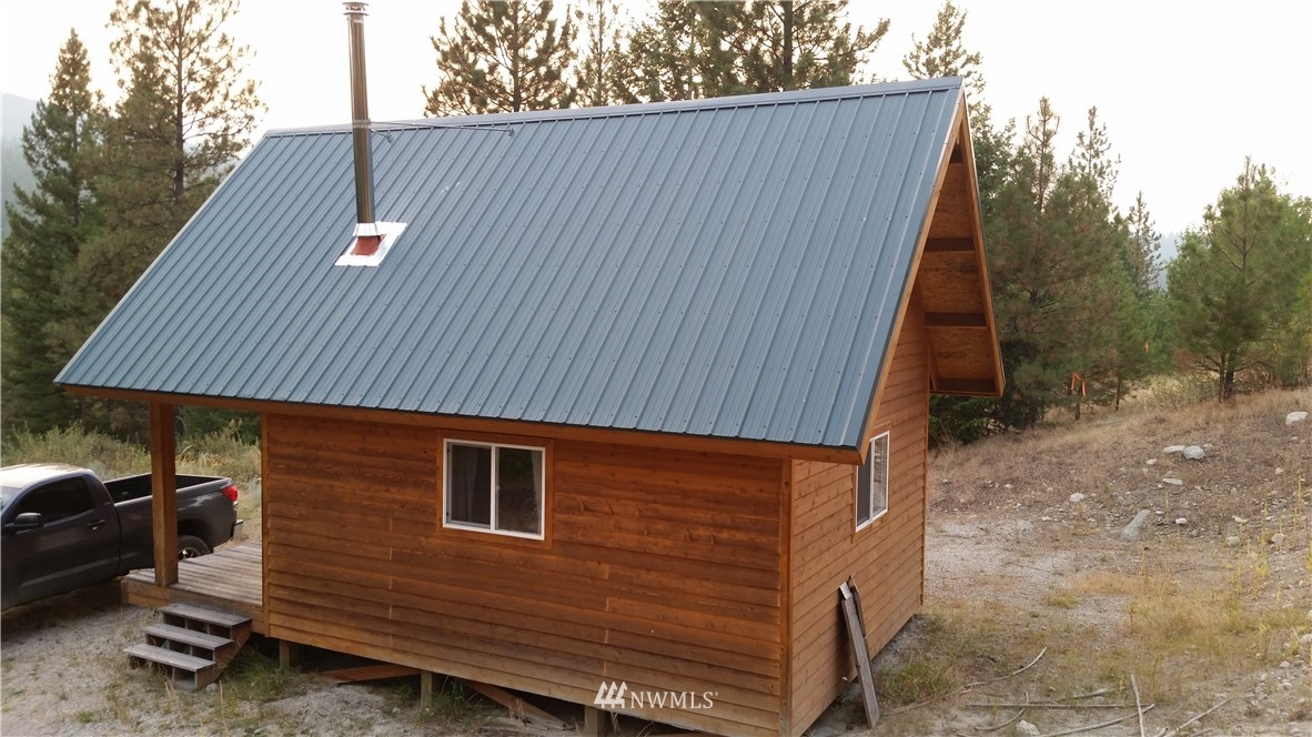 489 Bench Creek Road Tonasket, WA 98855 - Photo 3 of 9 Gallery Image 3