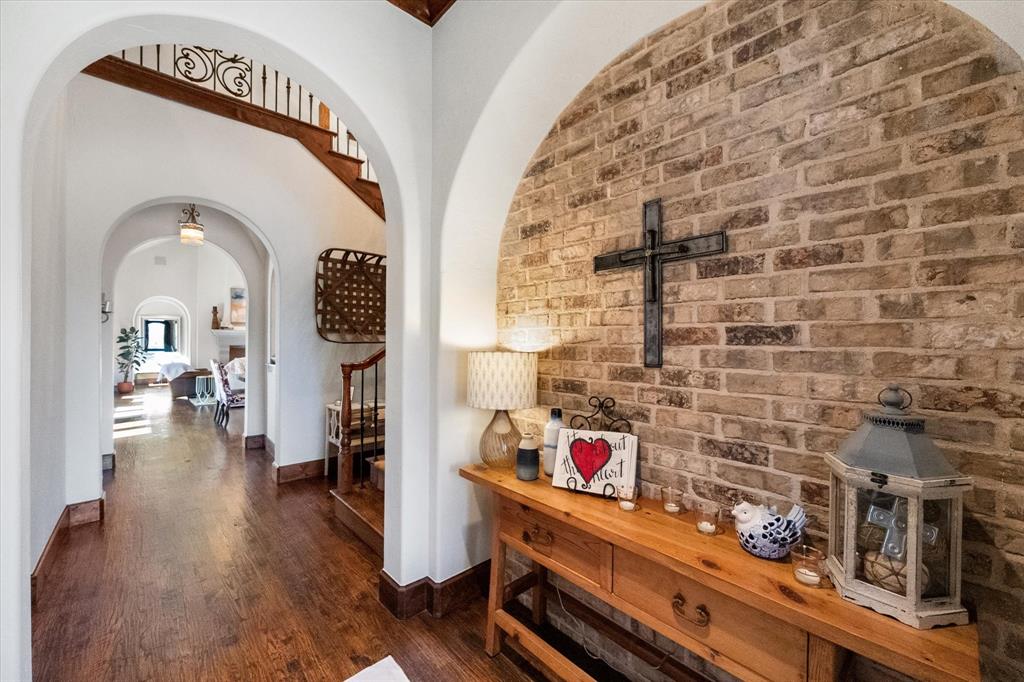 920 Nottingham Road Keller, TX 76248 - Photo 6 of 38 a view of livingroom with furniture and toys