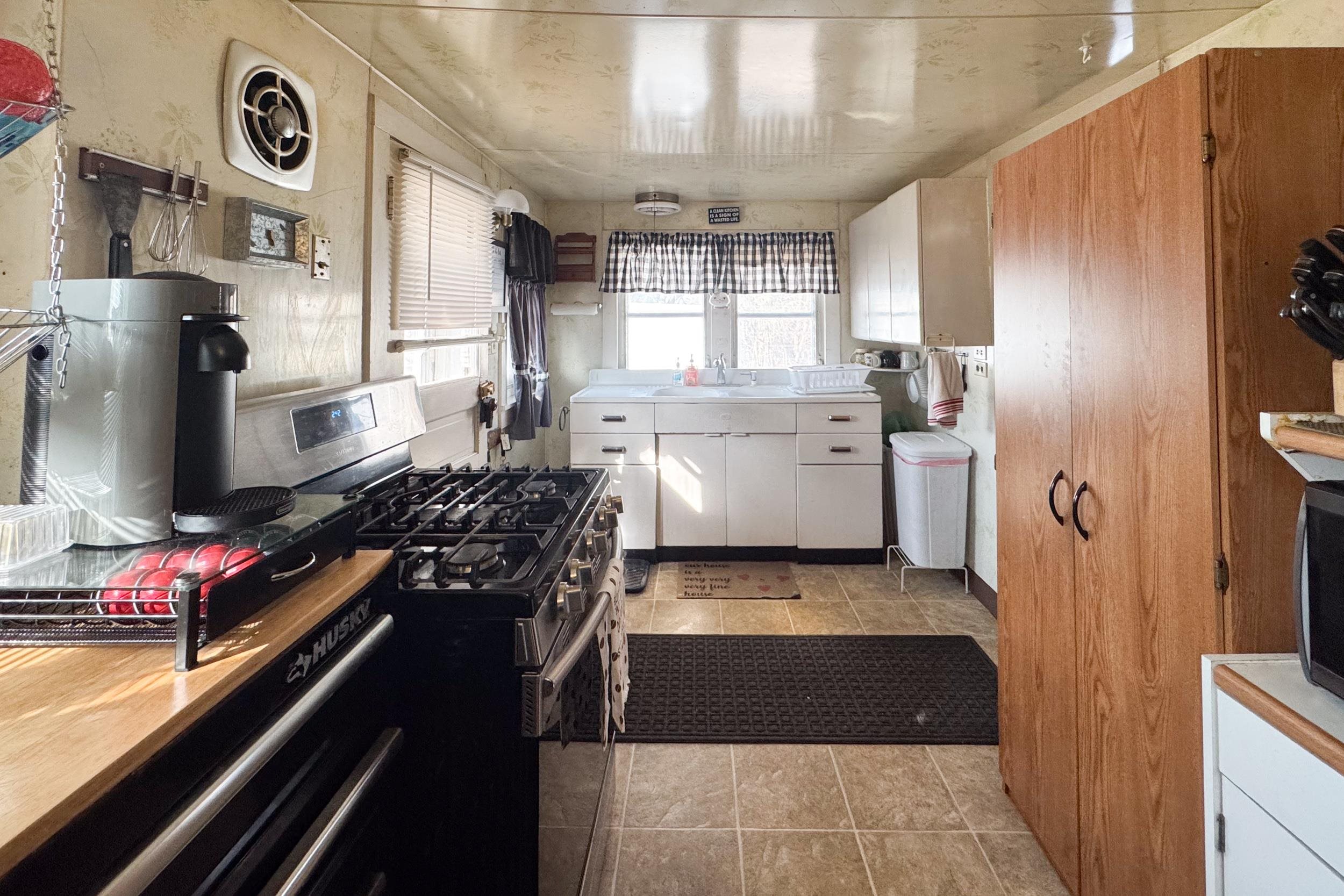 230 Reed Street Pecatonica, IL 61063 - Photo 3 of 18 Gallery Image 3