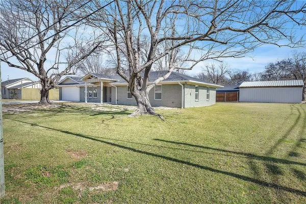 $324,900 | 128 North Osborn Street, Alba, TX 75410