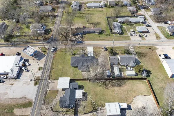 $324,900 | 128 North Osborn Street, Alba, TX 75410