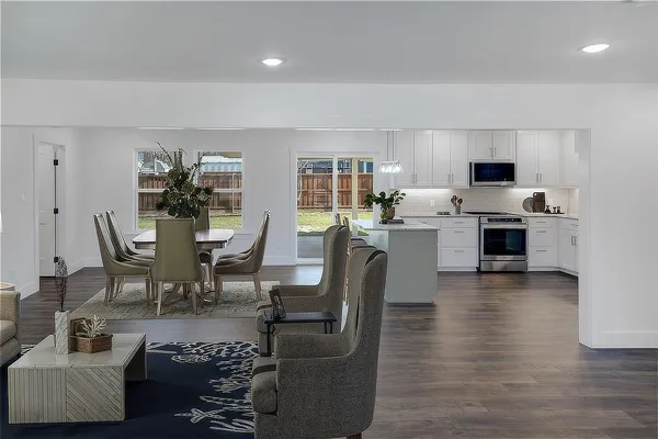 $324,900 | 128 North Osborn Street, Alba, TX 75410