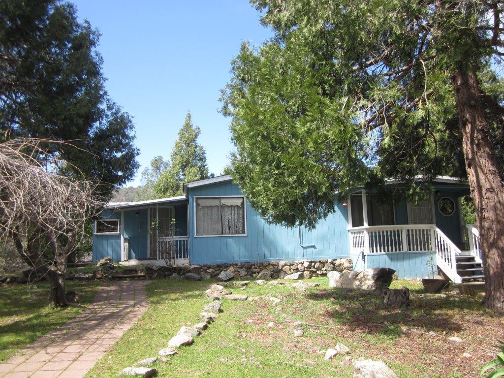 52121 Pettitt Road Oakhurst, CA 93644 - Photo 2 of 43 Gallery Image 2