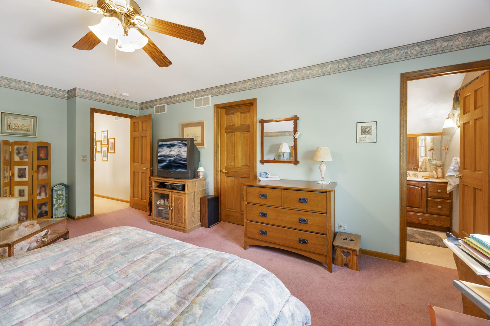 2659 Hoddam Road Naperville, IL 60564 - Photo 19 of 31 Gallery Image 19