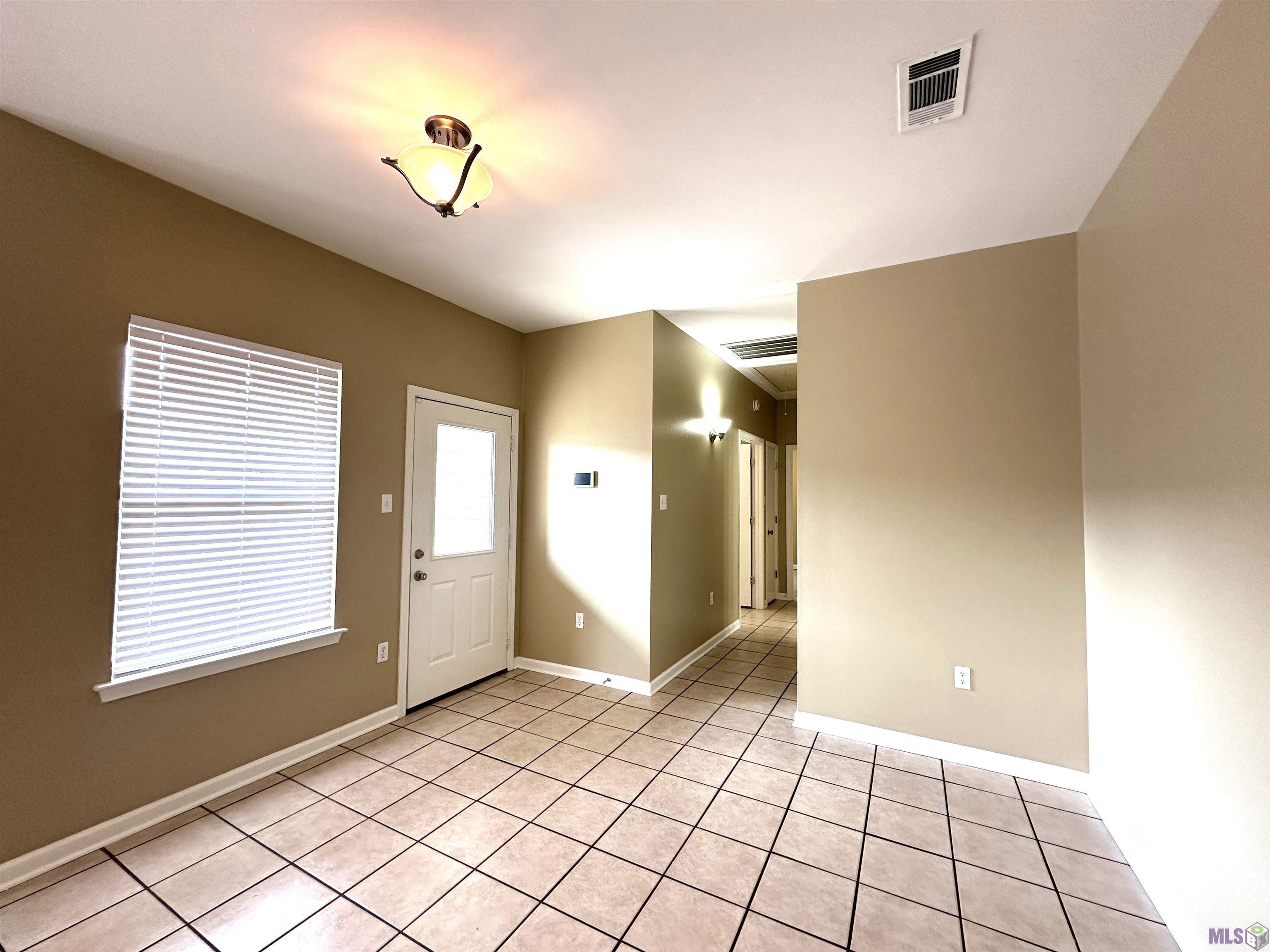 9250 Pecan Tree Drive Baton Rouge, LA 70810 - Photo 2 of 9