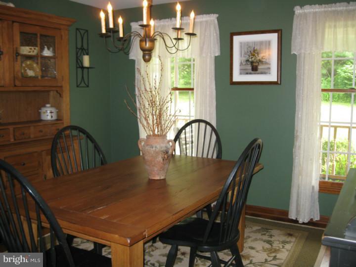 850 Ridge Road Pottstown, PA 19465 - Photo 3 of 13 Dining Room