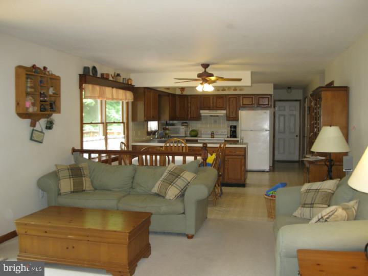 850 Ridge Road Pottstown, PA 19465 - Photo 4 of 13 Kitchen