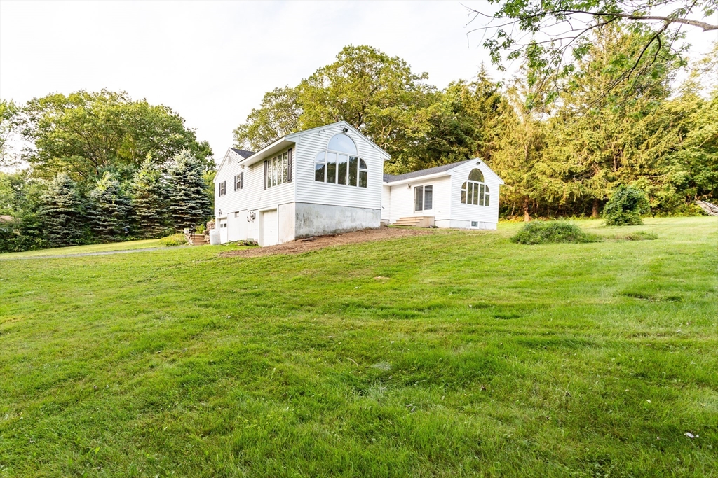 1102 E Road Warren, MA 01585 - Photo 27 of 33 Gallery Image 27