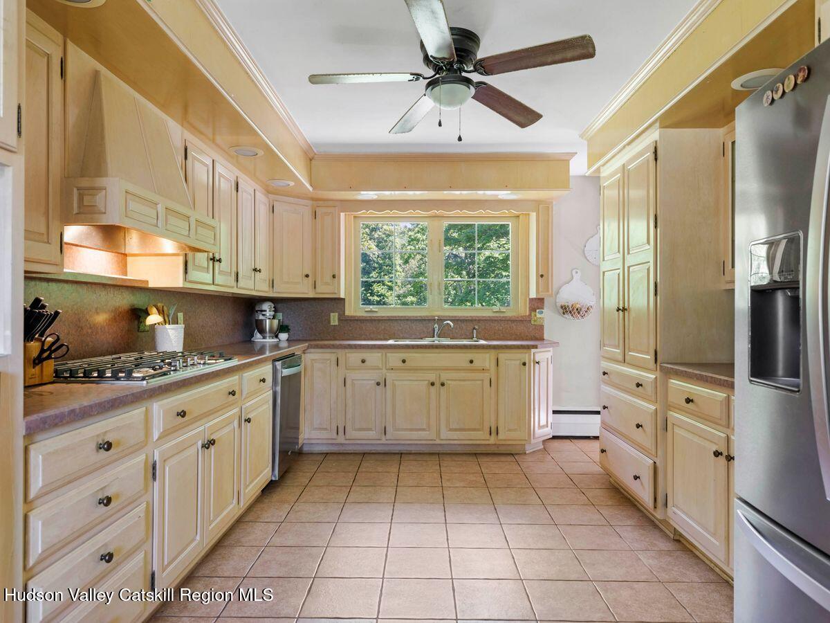 284 Tuckers Corners Road Highland, NY 12528 - Photo 11 of 33 photo_online_039