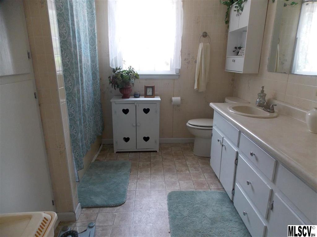 3322 Rocky Road Lenoir, NC 28645 - Photo 21 of 23 Gallery Image 21