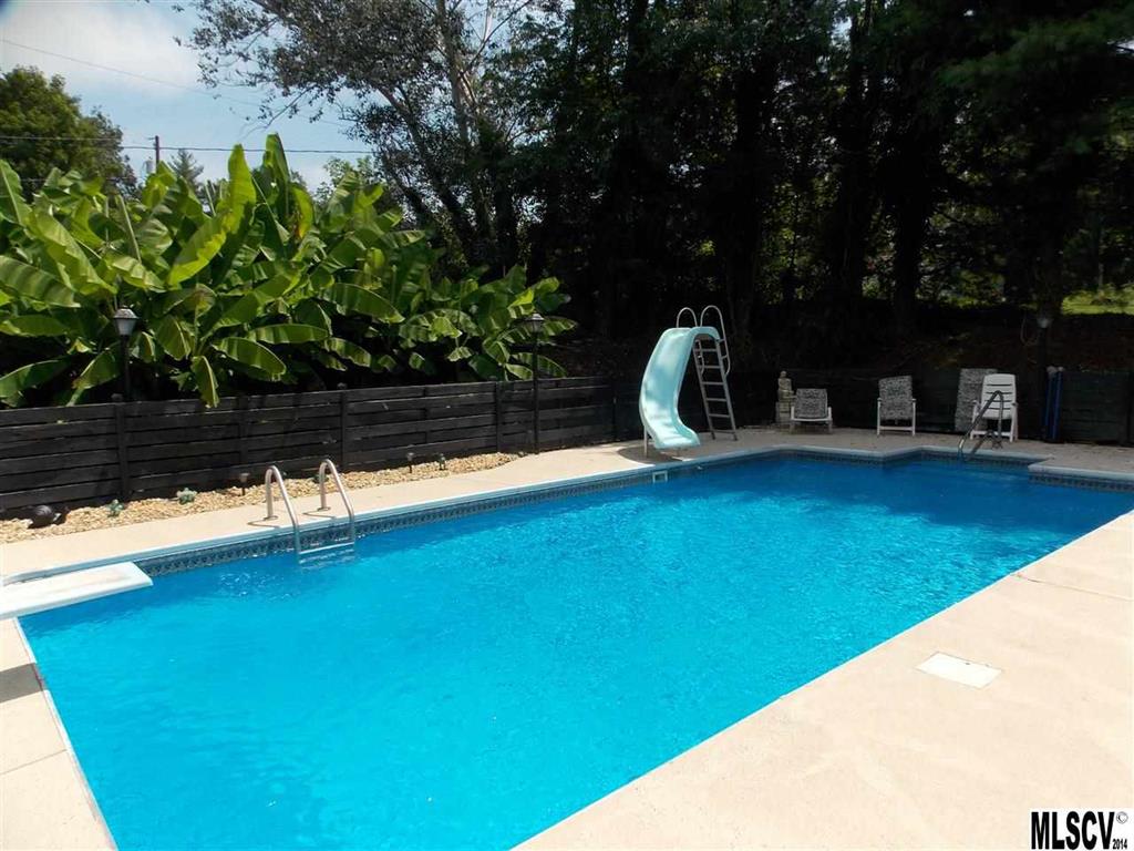 3322 Rocky Road Lenoir, NC 28645 - Photo 10 of 23 Gallery Image 10