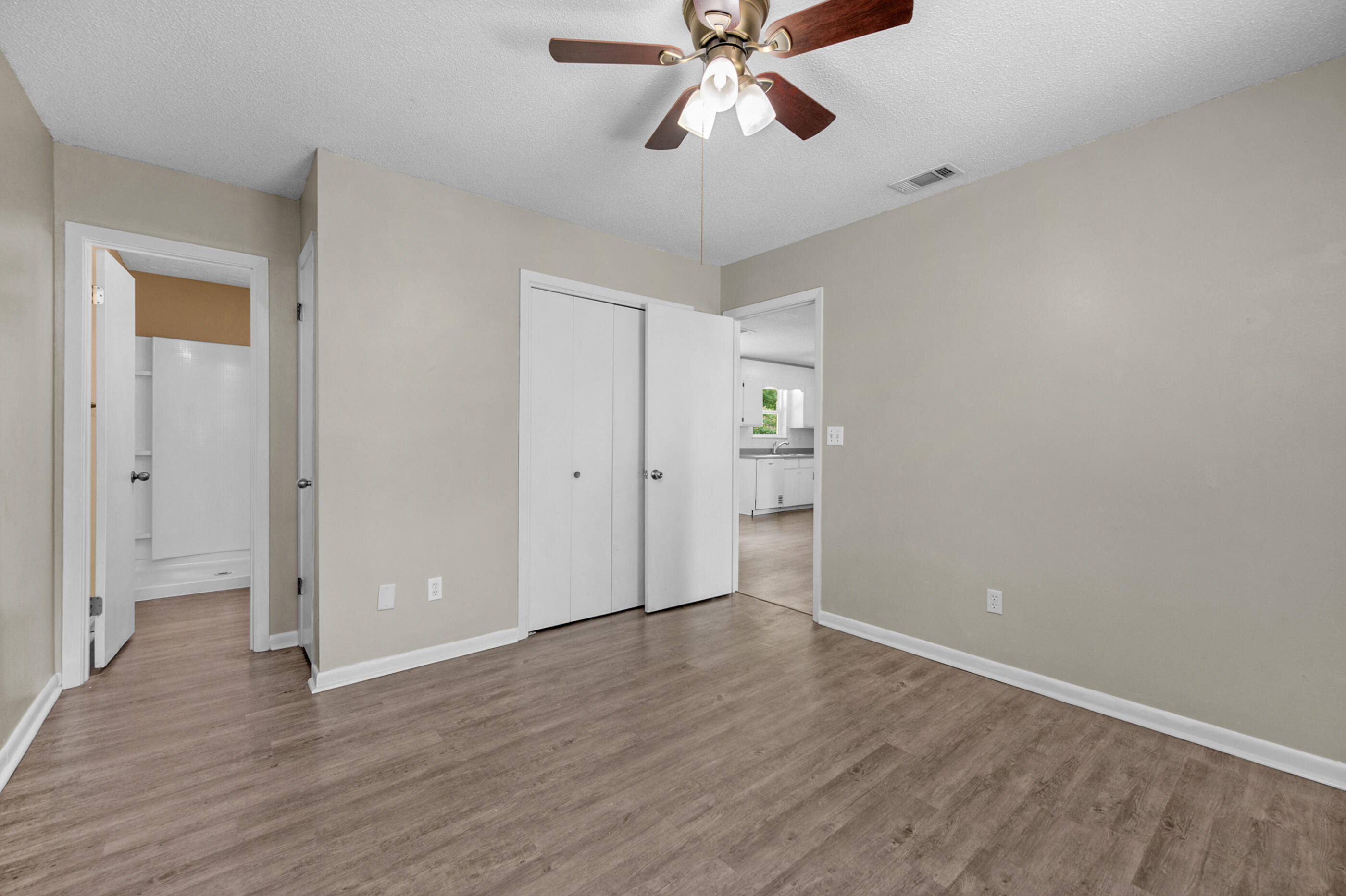 2909 Aplin Road Crestview, FL 32539 - Photo 13 of 29 a view of an empty room and window