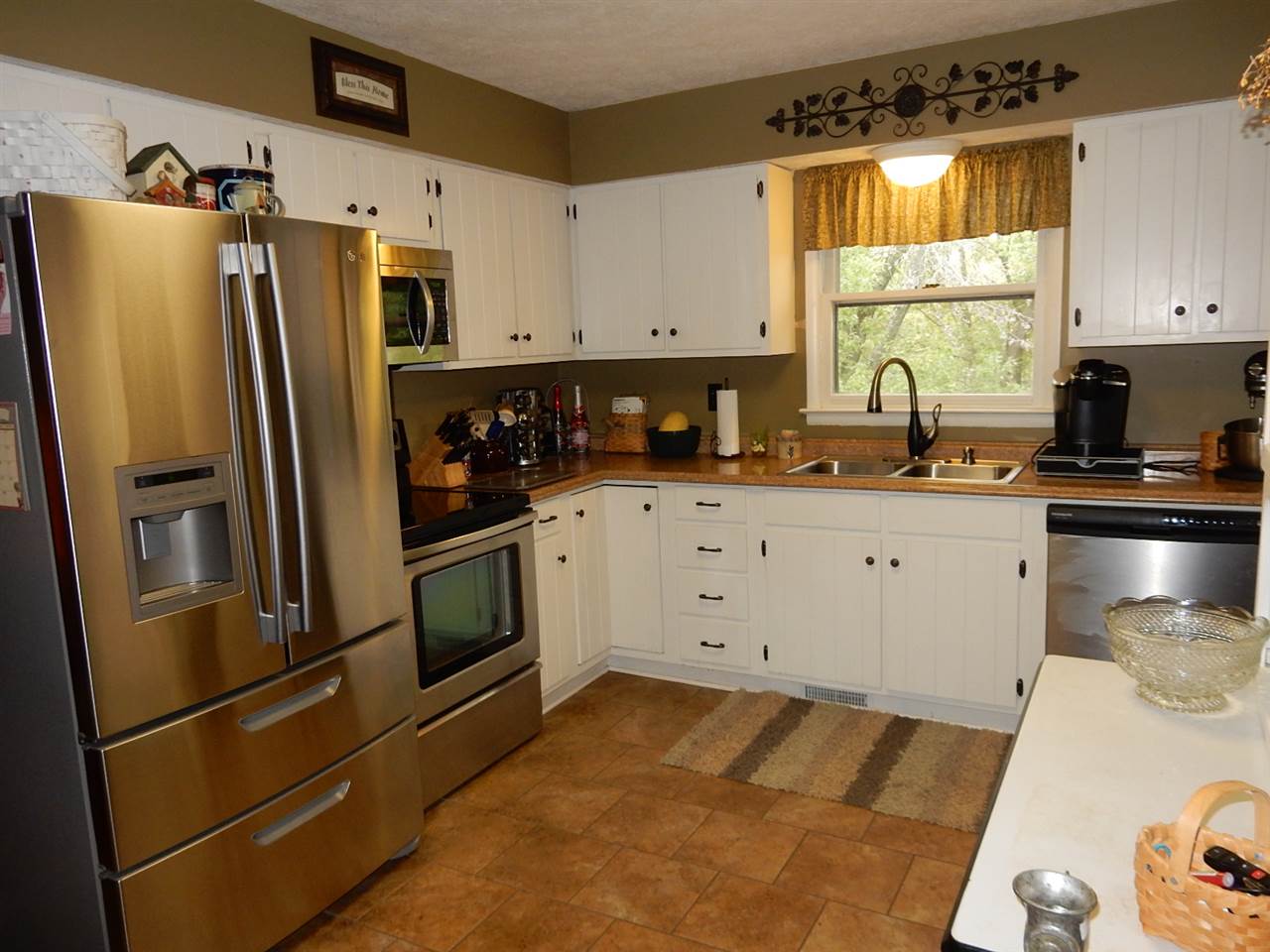 2295 South Garrison Chapel Road Bloomington, IN 47403 - Photo 11 of 19 Gallery Image 11