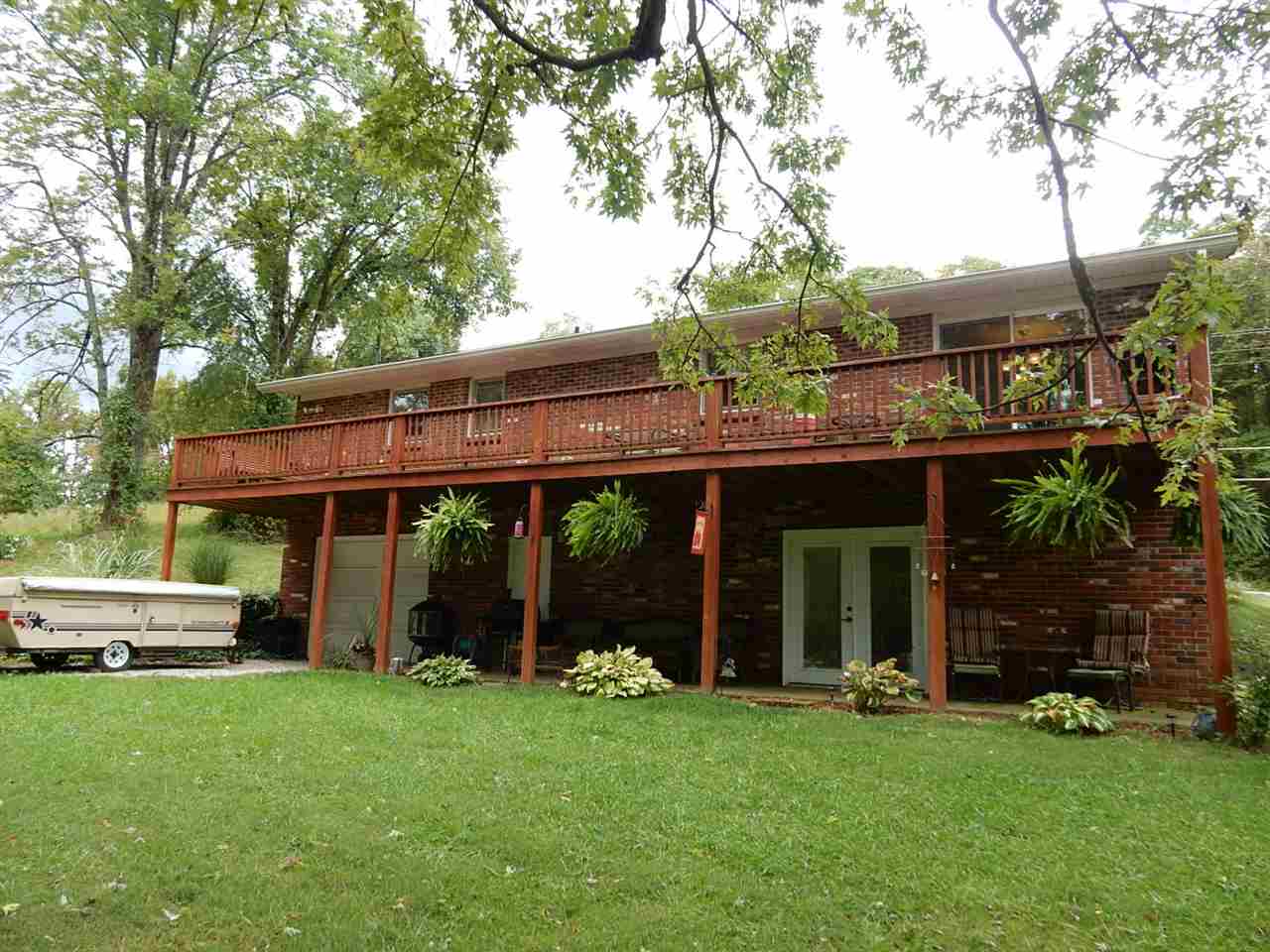 2295 South Garrison Chapel Road Bloomington, IN 47403 - Photo 3 of 19 Gallery Image 3