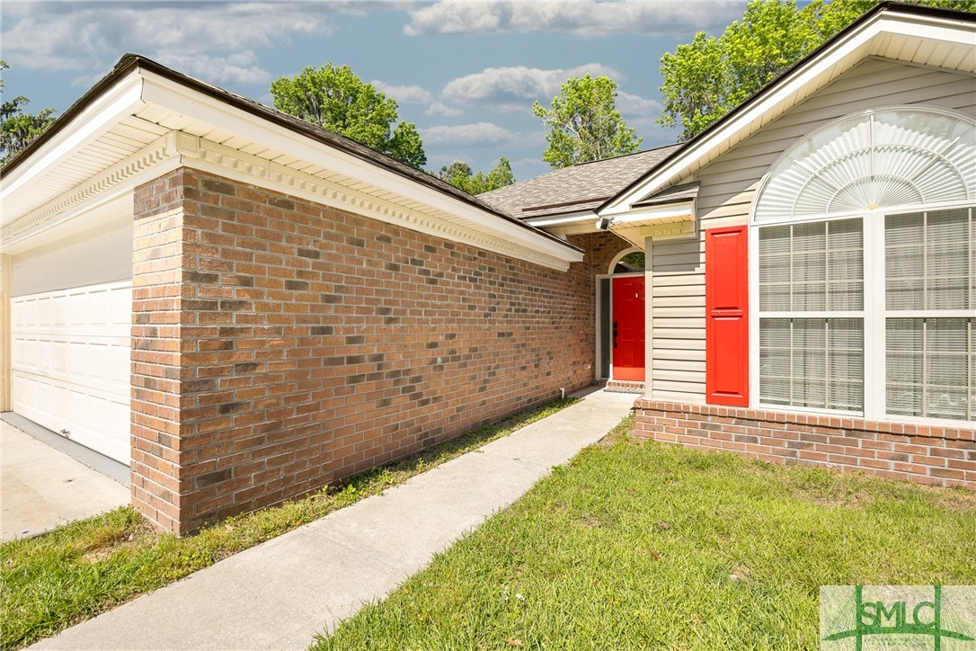 136 Parkview Road Savannah, GA 31419 - Photo 4 of 34