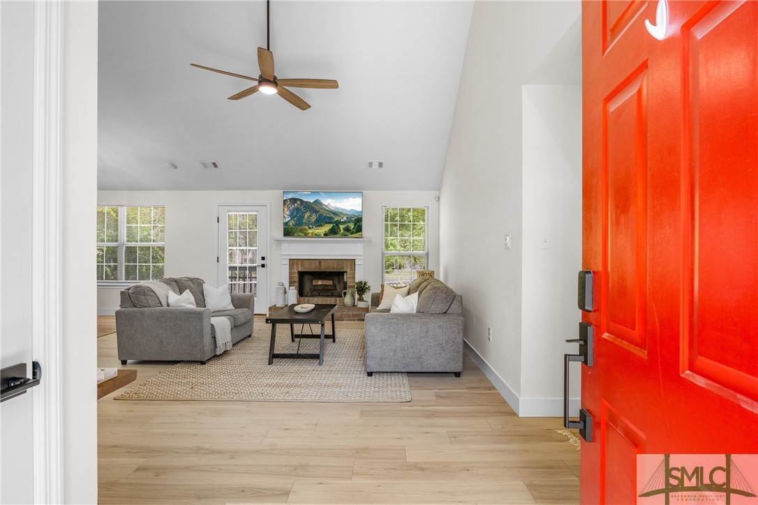 136 Parkview Road Savannah, GA 31419 - Photo 5 of 34