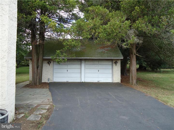 1323 Harris Road Dresher, PA 19025 - Photo 14 of 16 Gallery Image 14