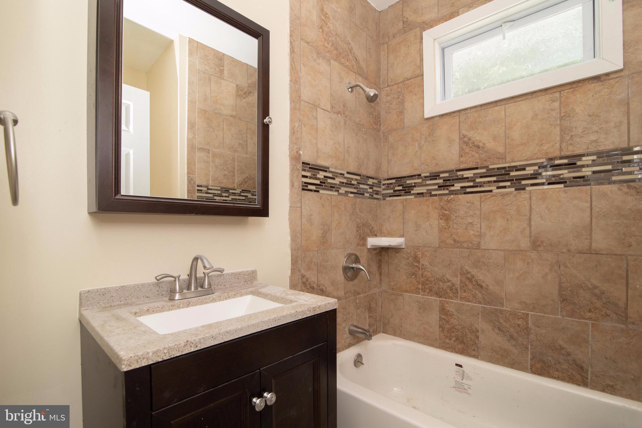 11 Mill Road Burlington, NJ 08016 - Photo 6 of 24 Gallery Image 6