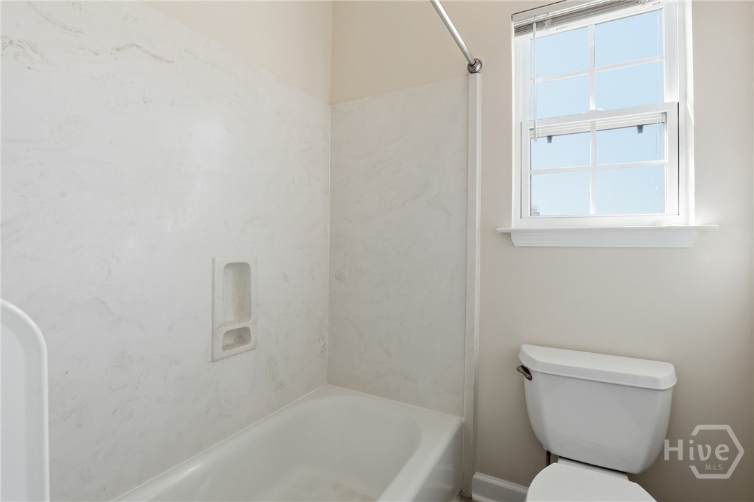 206 St Pauls Road Guyton, GA 31312 - Photo 28 of 44 Secondary Bathroom