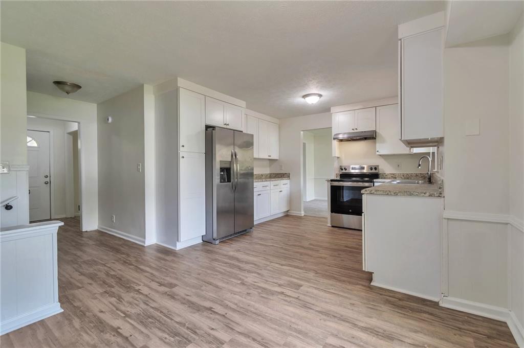 5350 Rockbridge Road Southwest Stone Mountain, GA 30088 - Photo 12 of 25