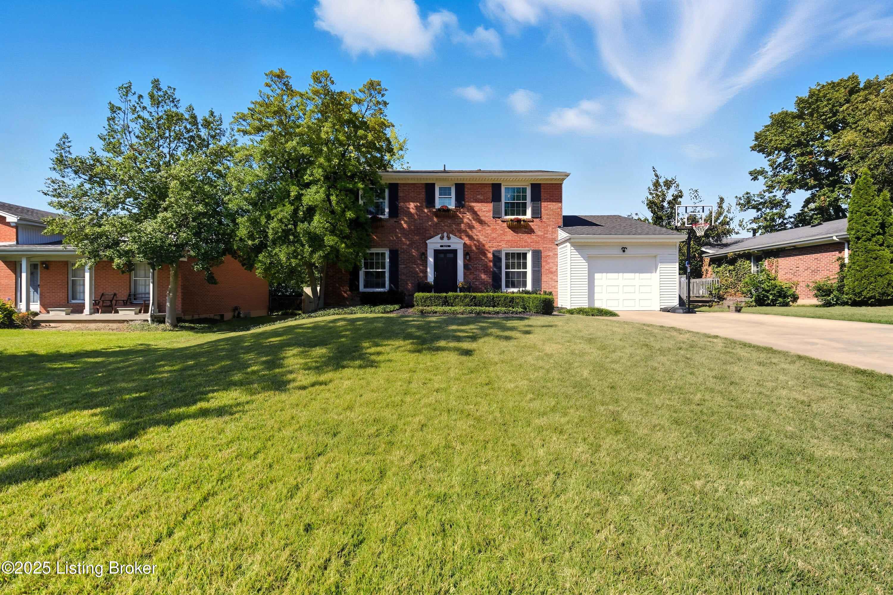 10205 Afton Road Louisville, KY 40223 - Photo 1 of 44 10205afton_louisvillerealestatemedia_001