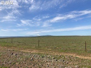 Simcoe Mountain Road Centerville, WA 98613 - Photo 8 of 18 a view of an ocean