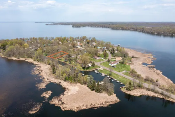 $295,000 | 1445 White Cloud Drive South, Isle, MN 56342