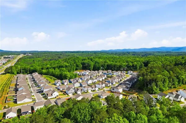 $349,900 | 175 Crossroad Circle, Jasper, GA 30143