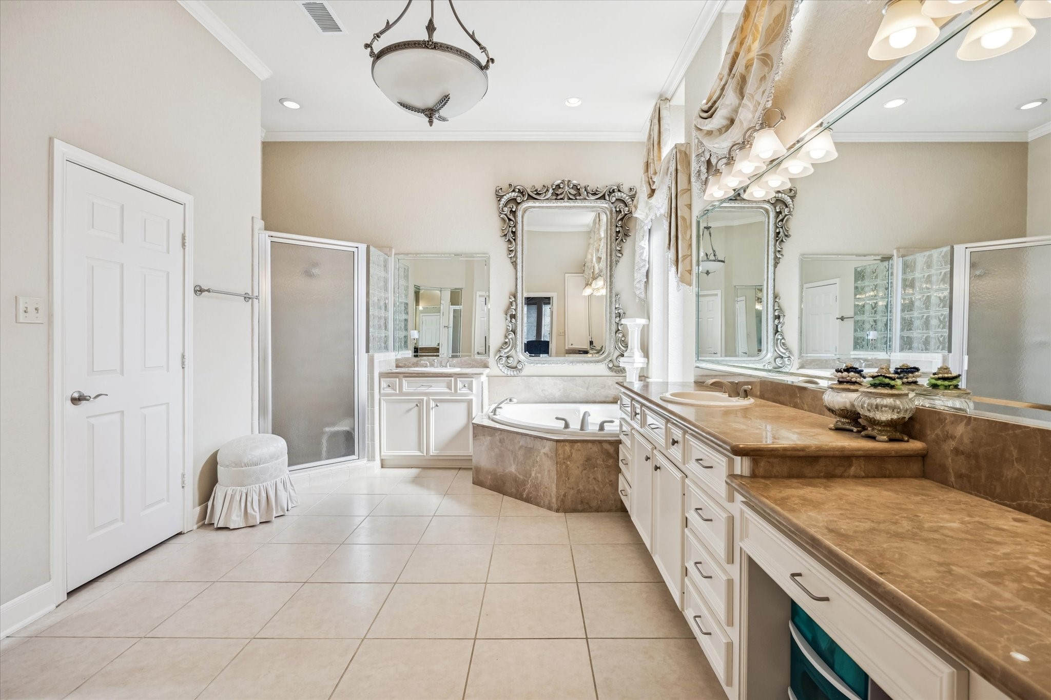 16372 Highway 6 Navasota, TX 77868 - Photo 24 of 49 a large white kitchen with a large tub and sink