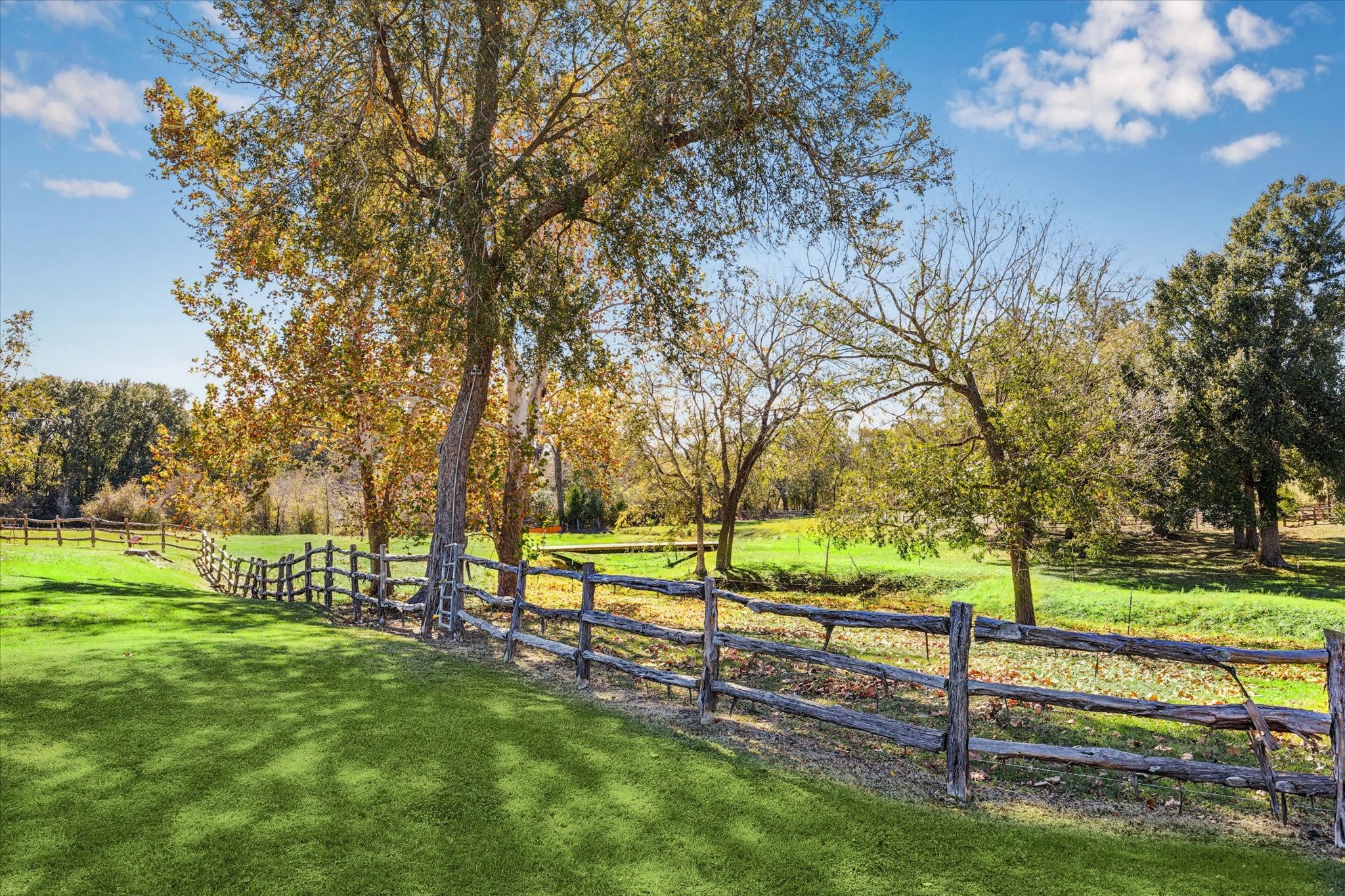 16372 Highway 6 Navasota, TX 77868 - Photo 45 of 49 a view of park with wooden fence