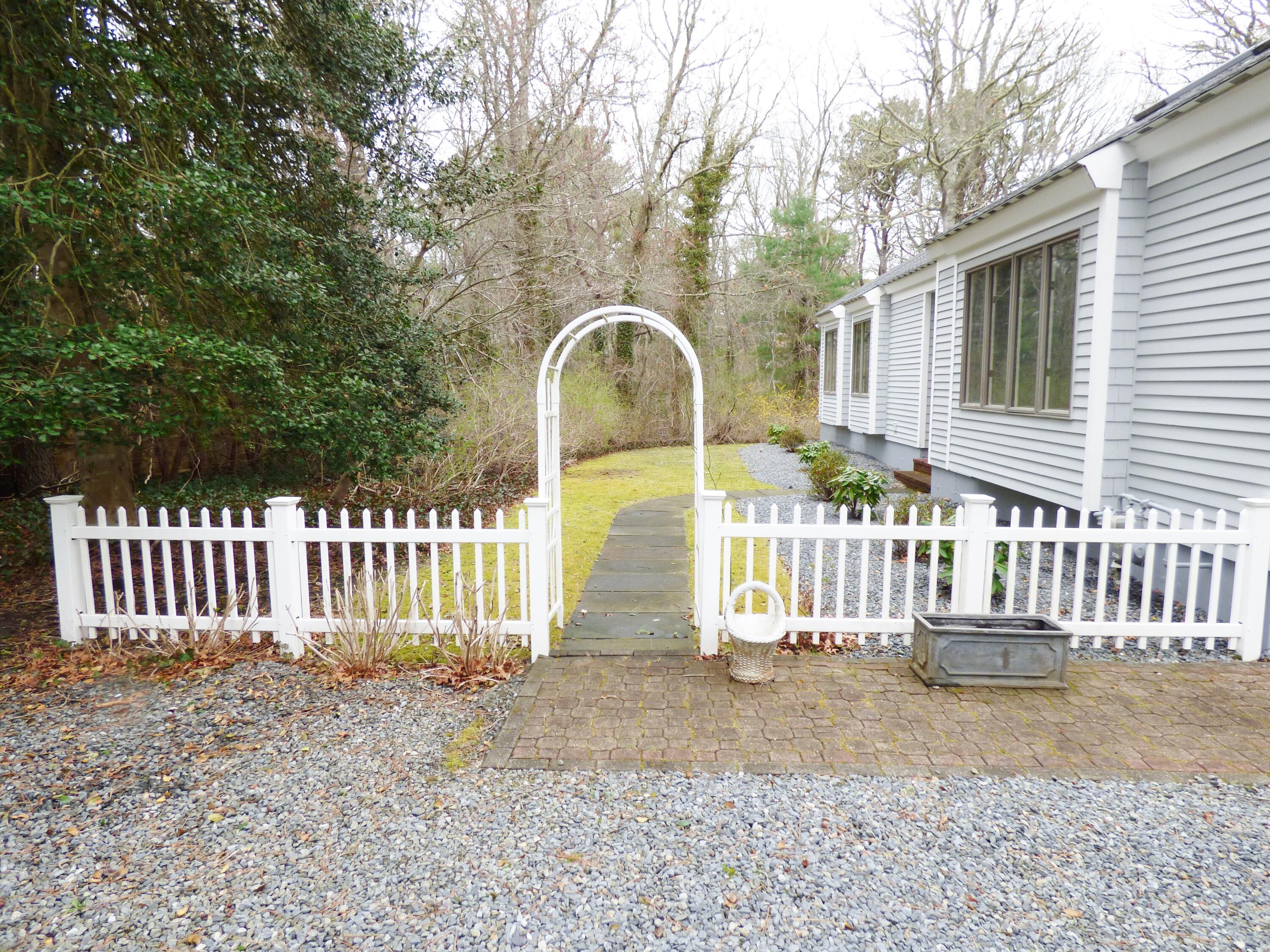 14 Lumbert Mill Road Centerville, MA 02632 - Photo 18 of 28 P1060599