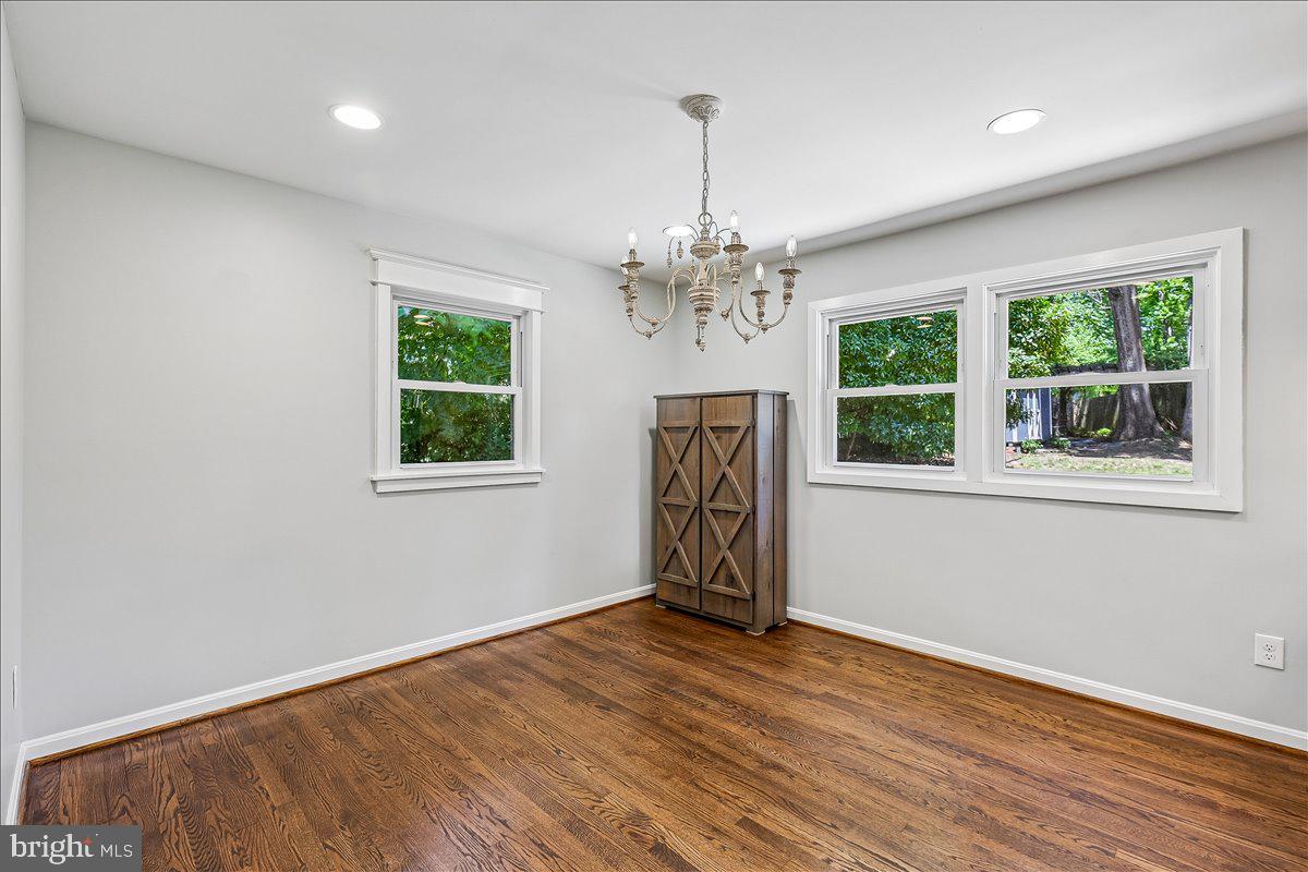 8109 Bainbridge Road Alexandria, VA 22308 - Photo 10 of 21