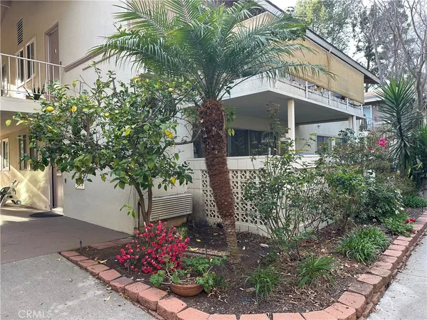 $3,000 | 163 Avenida Majorca, Unit B, Laguna Woods, CA 92637