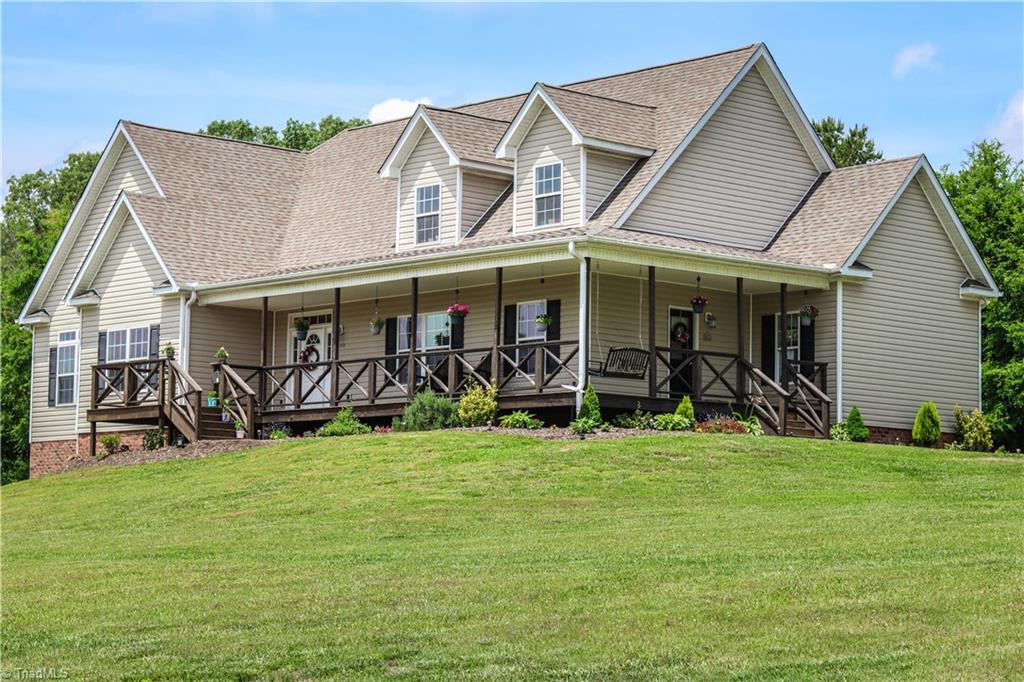 388 Scott Farm Road Clemmons, NC 27012 - Photo 3 of 28 Gallery Image 3