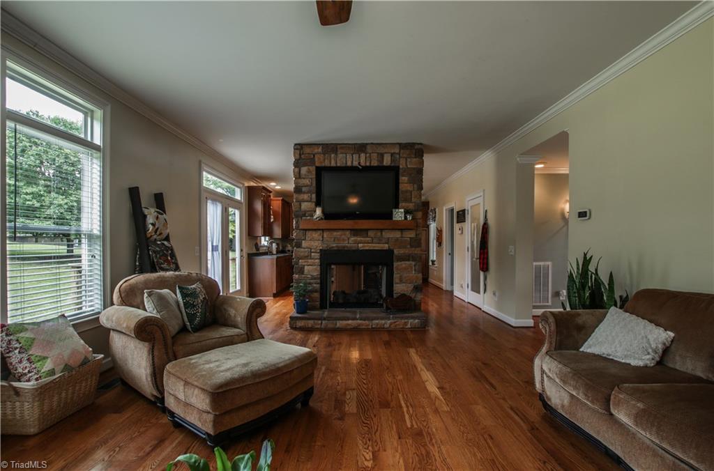 388 Scott Farm Road Clemmons, NC 27012 - Photo 8 of 28 Gallery Image 8