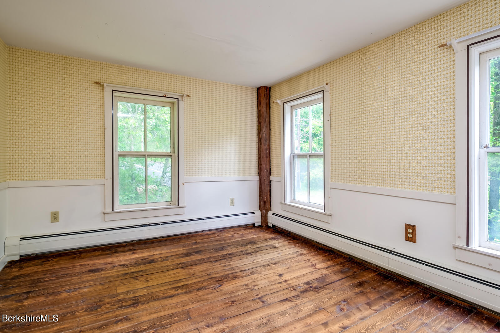 145 Henderson Road Williamstown, MA 01267 - Photo 18 of 26 Bedroom 2