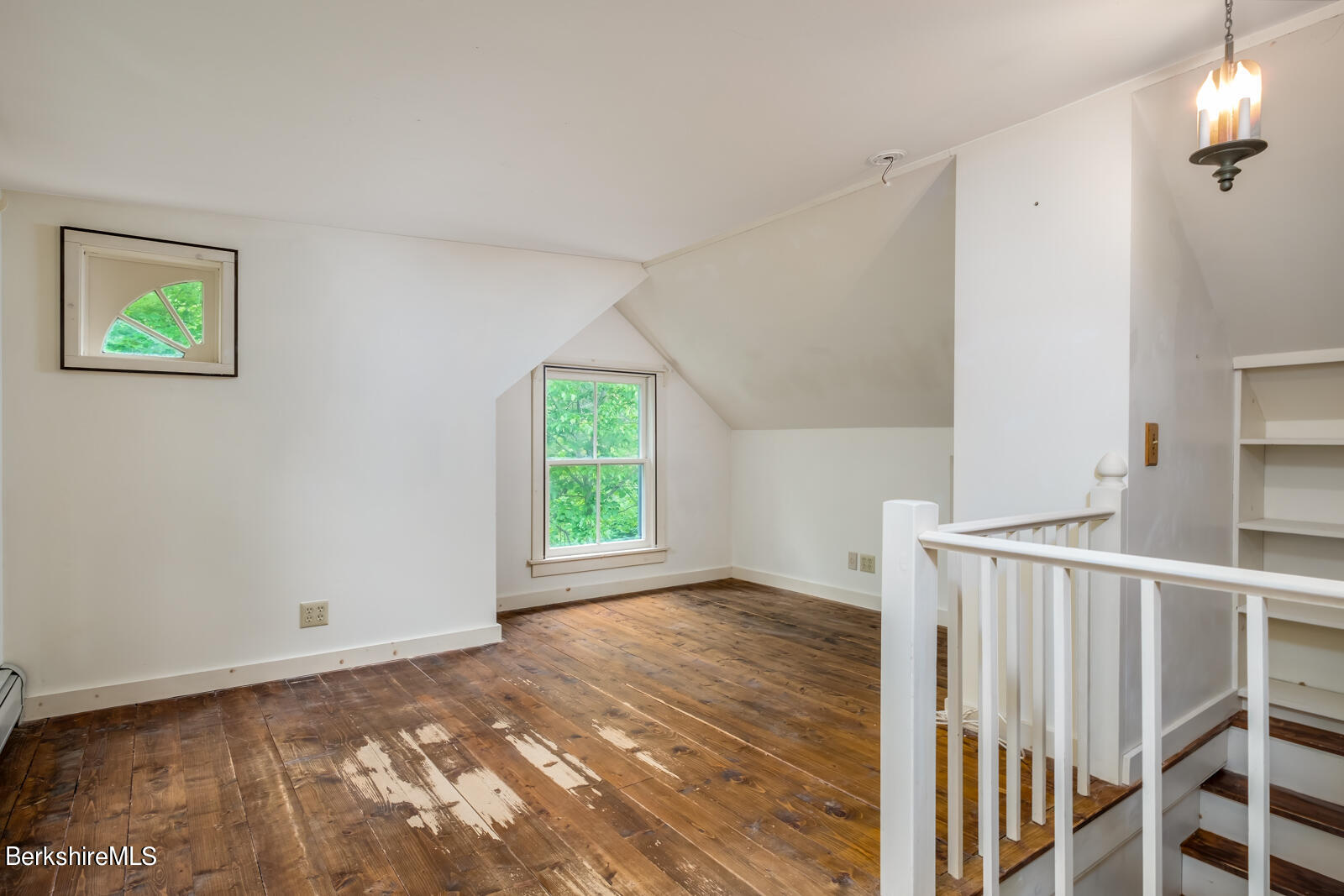 145 Henderson Road Williamstown, MA 01267 - Photo 23 of 26 Third floor