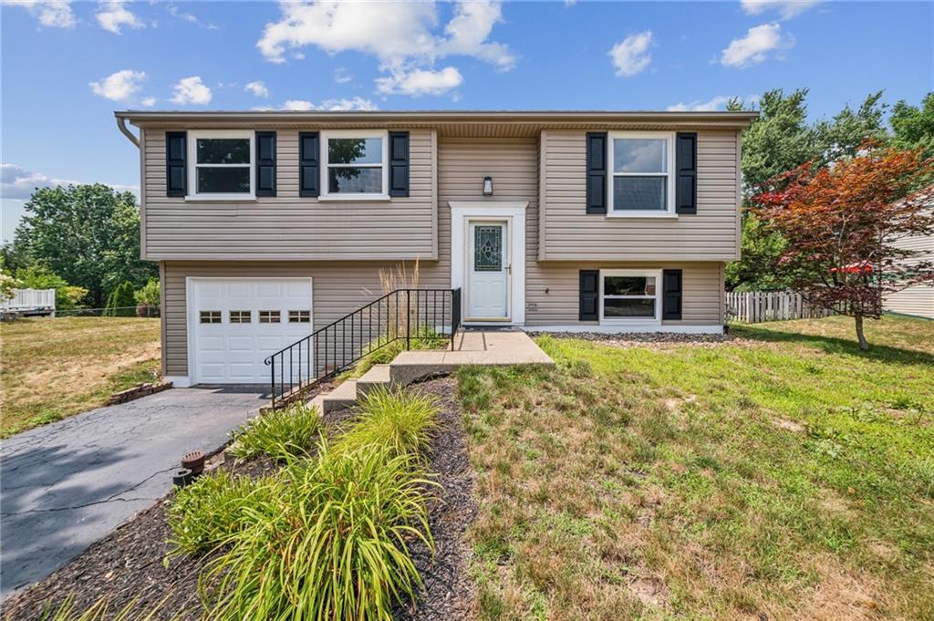 215 Pintail Road Gibsonia, PA 15044 - Photo 1 of 23 Gallery Image 1