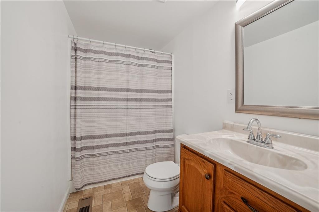 215 Pintail Road Gibsonia, PA 15044 - Photo 13 of 23 Gallery Image 13