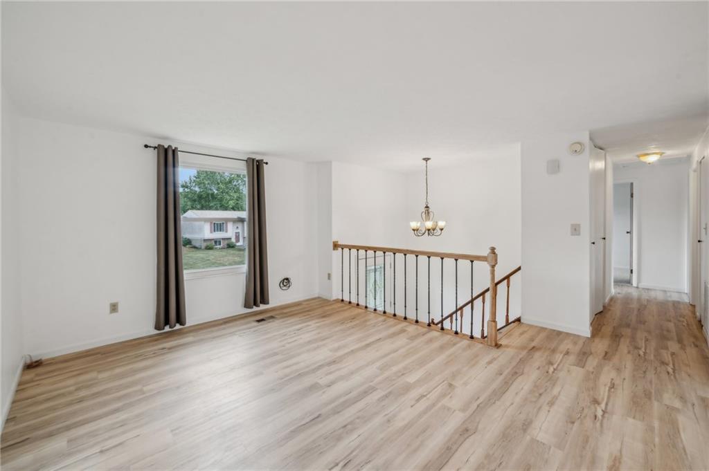 215 Pintail Road Gibsonia, PA 15044 - Photo 4 of 23 Gallery Image 4