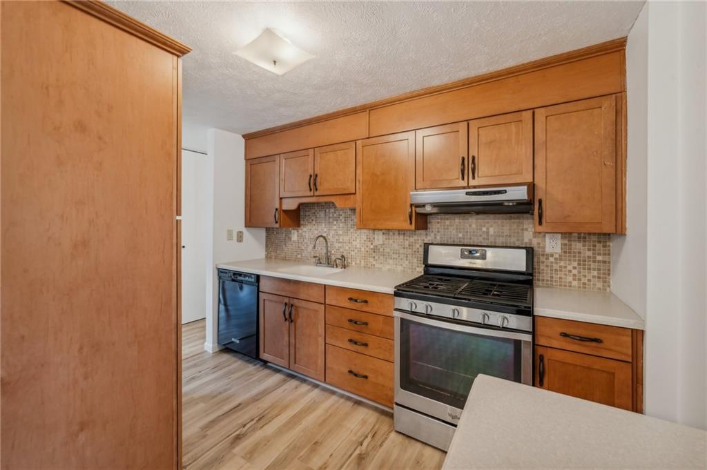 215 Pintail Road Gibsonia, PA 15044 - Photo 8 of 23 Gallery Image 8
