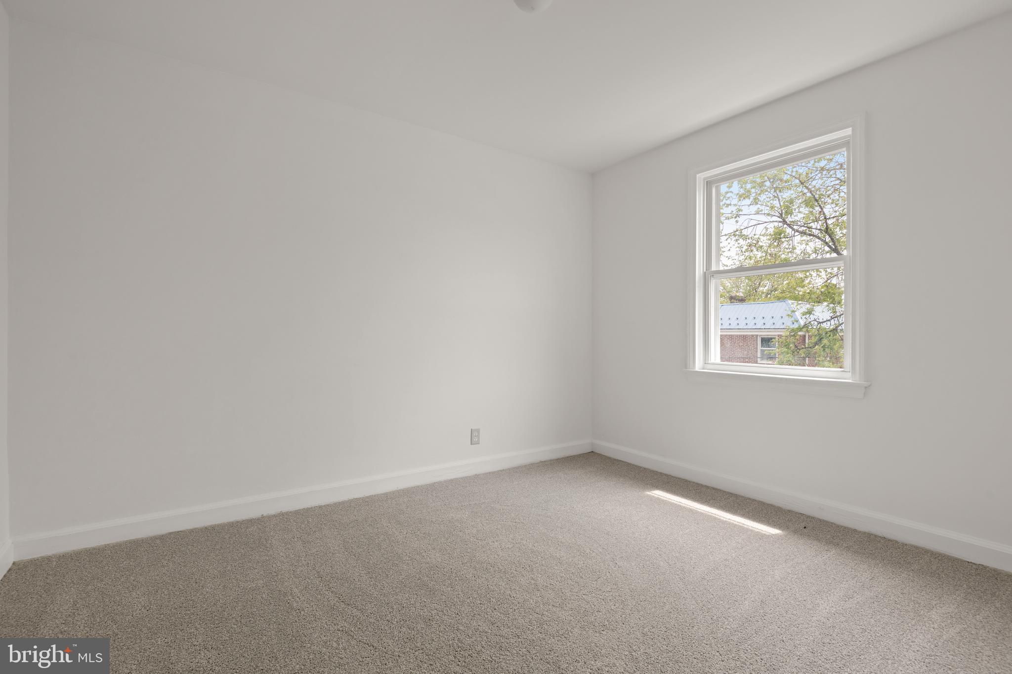 516 Hand Avenue Lancaster, PA 17602 - Photo 11 of 20