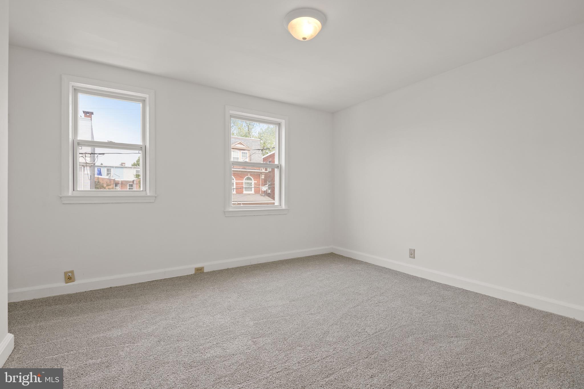 516 Hand Avenue Lancaster, PA 17602 - Photo 9 of 20