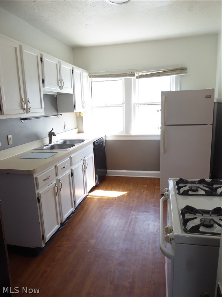 2179 Edgewood Road Cleveland, OH 44118 - Photo 20 of 41