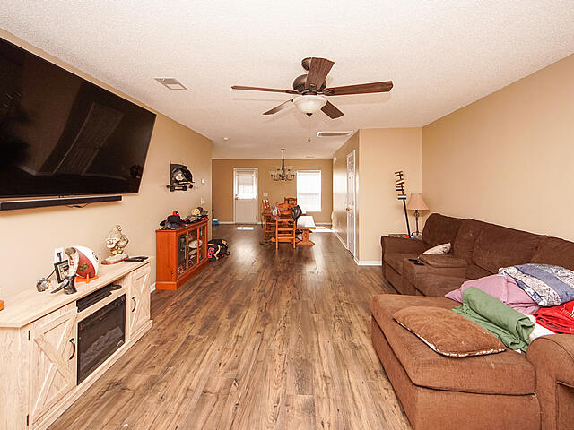 705 State Rd S-8-977 Moncks Corner, SC 29461 - Photo 3 of 25 03