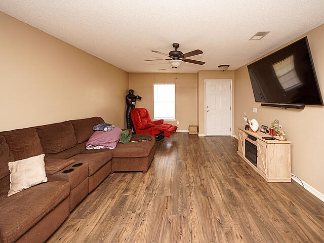 705 State Rd S-8-977 Moncks Corner, SC 29461 - Photo 4 of 25 04