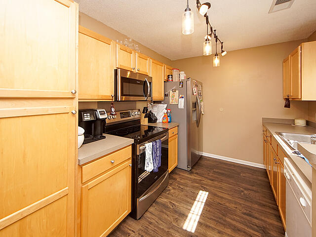 705 State Rd S-8-977 Moncks Corner, SC 29461 - Photo 8 of 25 09