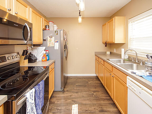 705 State Rd S-8-977 Moncks Corner, SC 29461 - Photo 9 of 25 10